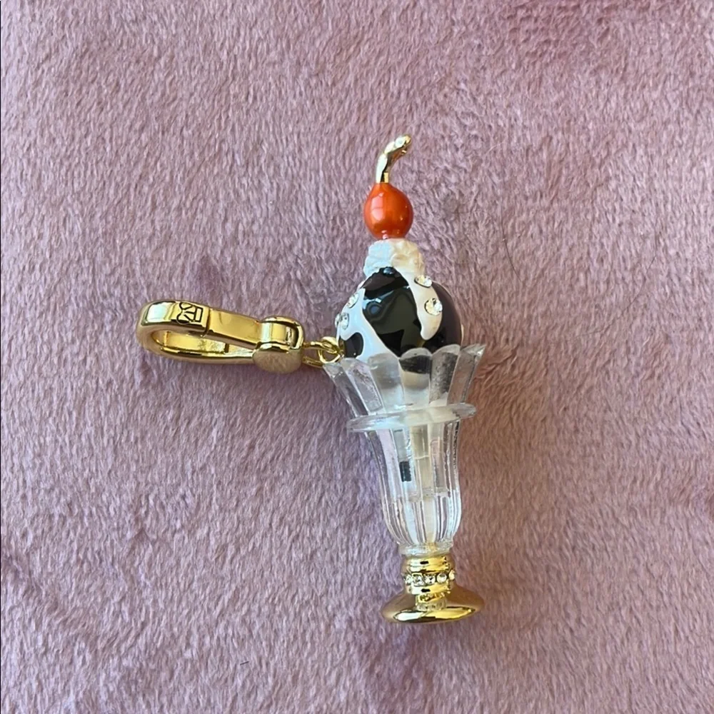 JUICY COUTURE Gold and Black Ice Cream Charm